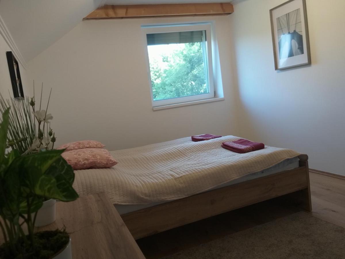 Toelgyerdo Apartman Kismaros Exterior foto